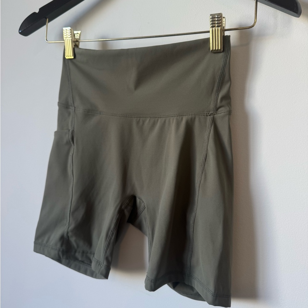 Adanola Green Biker Short with Pocket - Size S - Picture 5 of 8